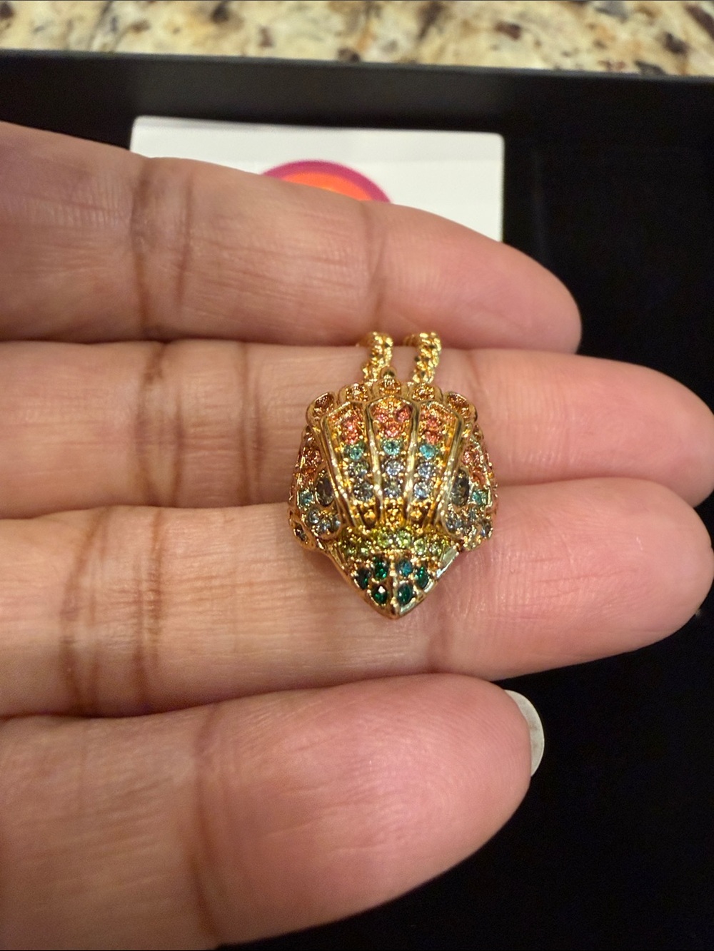 NWT Kurt Geiger Eagle Head Pendant with Chain - Picture 2 of 4